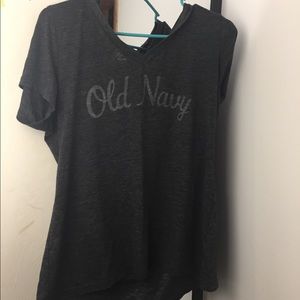 Old navy v-neck t-shirt